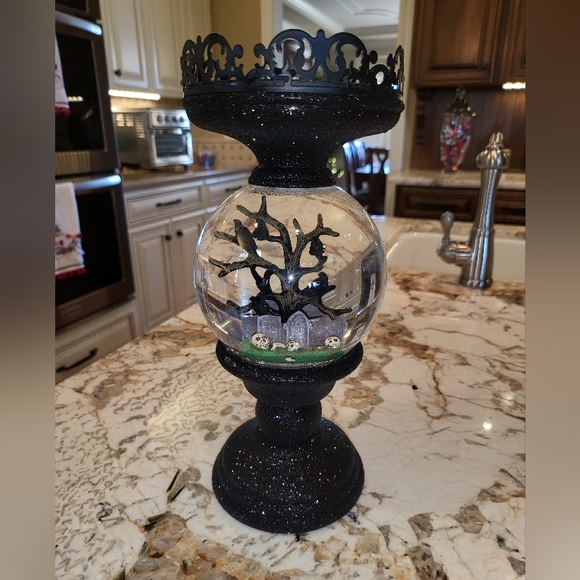 HALLOWEEN CEMETERY PEDESTAL WATER GLOBE CANDLE HOLDER Bath and Body Works NEW - Picture 2 of 7
